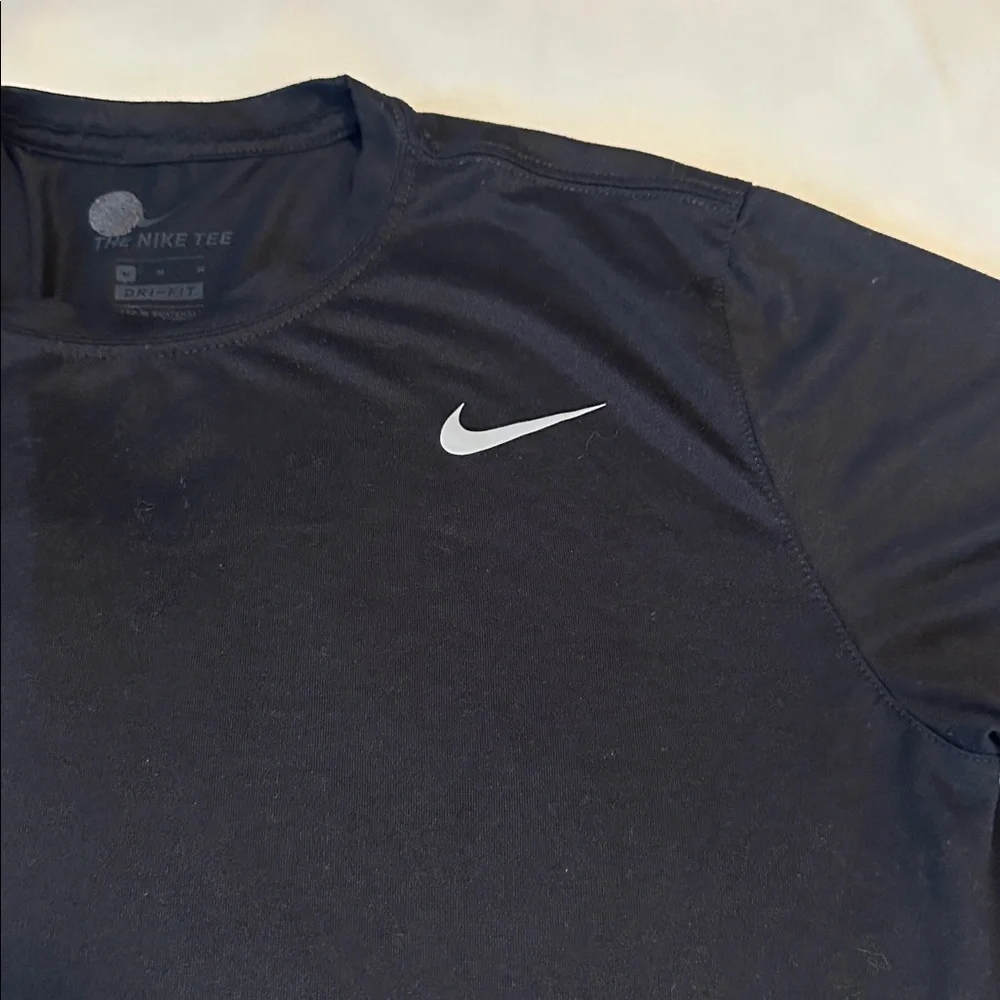 Nike Dri Fit Women’s Black Short Sleeve Tee